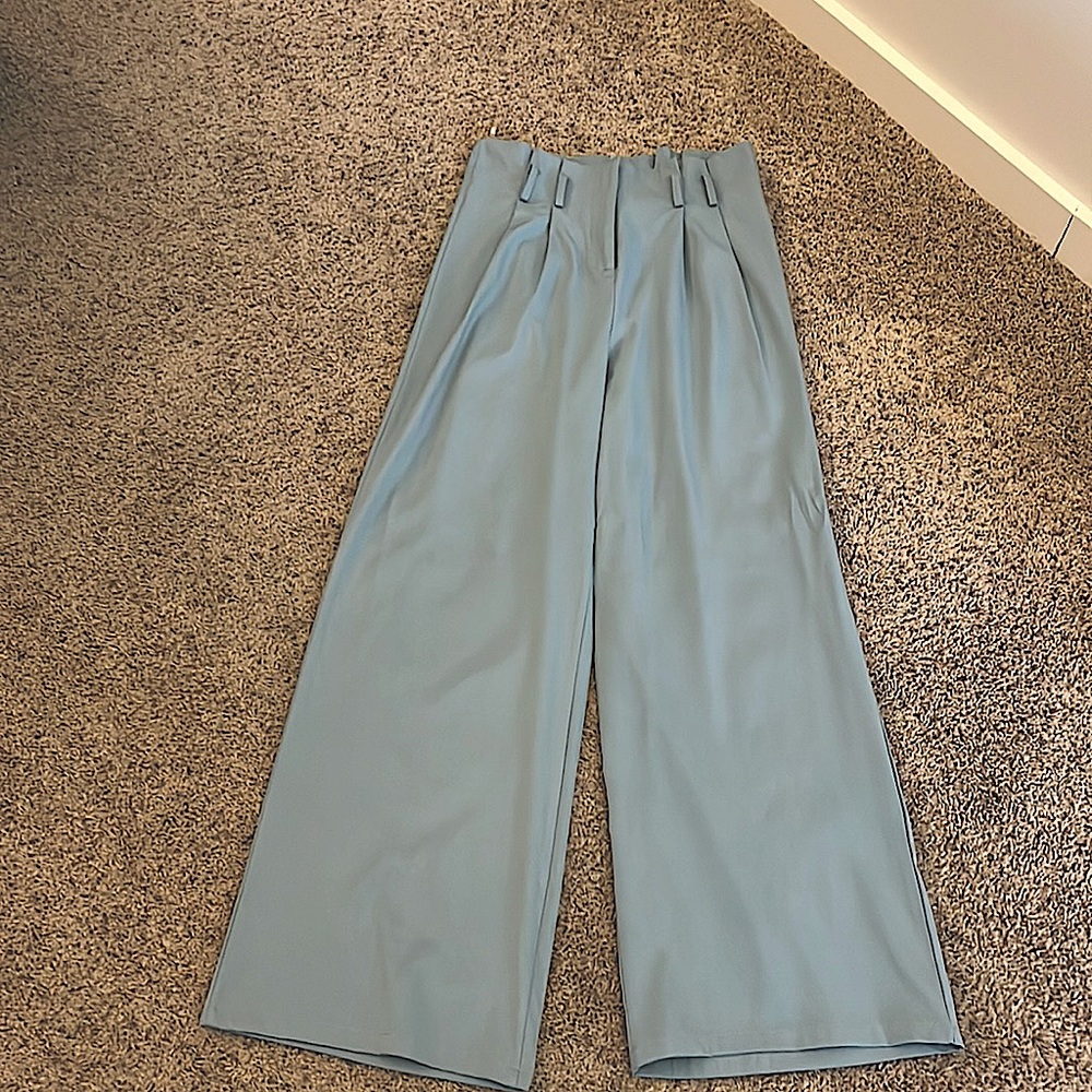 Retro wide leg, high waisted dress pants